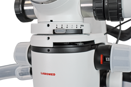 Magna FL microscope with floor mount