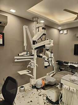 AXIUS Dental Column System,
