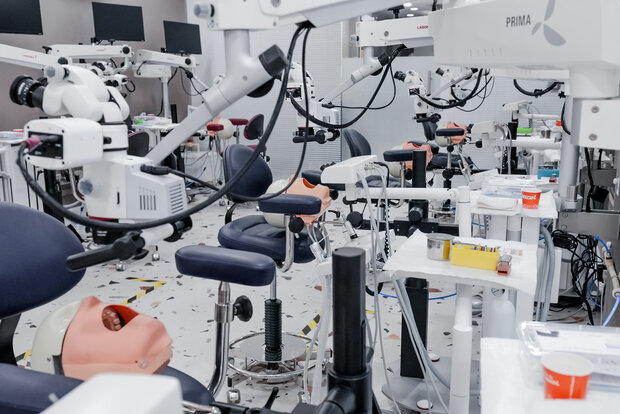 Mobile Dental Simulation Unit