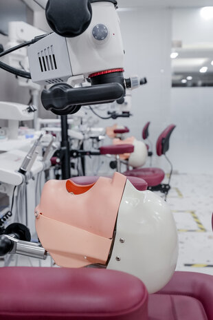 Mobile Dental Simulation Unit