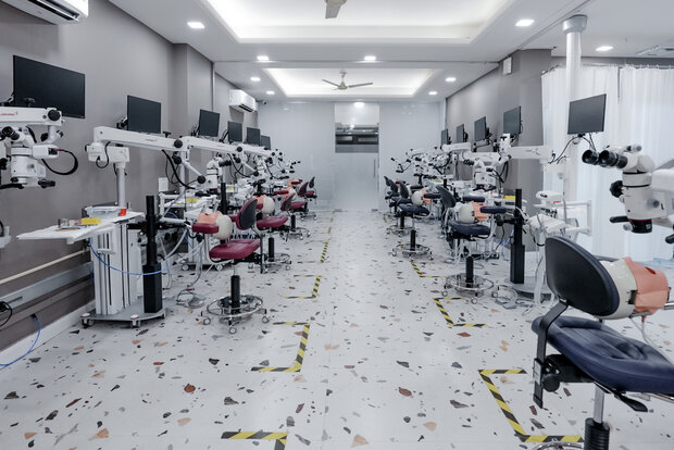 Mobile Dental Simulation Unit